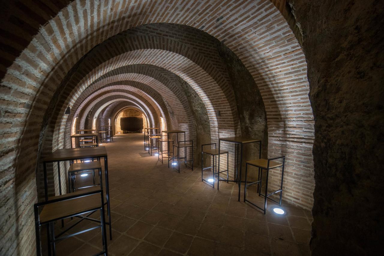 Posada Isabel De Castilla Madrigal de las Altas Torres Exterior photo